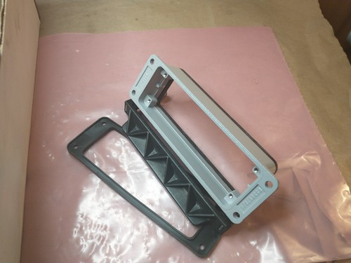 ILME CHI 24 L bulkhead mount housing - fast ship - Picture 2 of 3