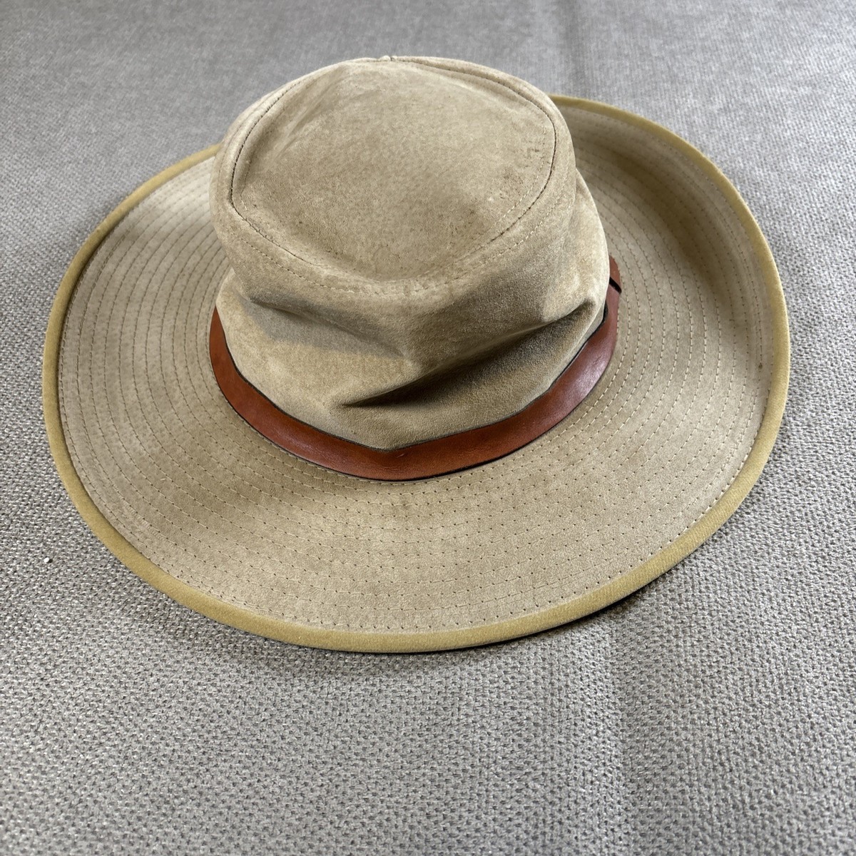 Vintage Woolrich Hat Men display picture 3