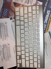 Apple Magic Keyboard with Touch ID for Mac Models with Apple Silicon - US...