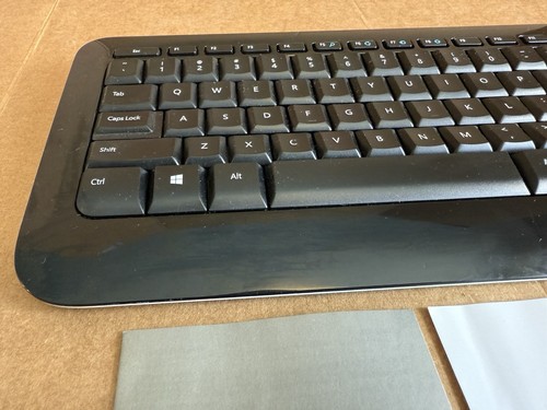 Microsoft Wireless Keyboard 800 Model 1455 + Mouse 1000 Model 1454 W/ USB Dongle - Picture 3 of 15