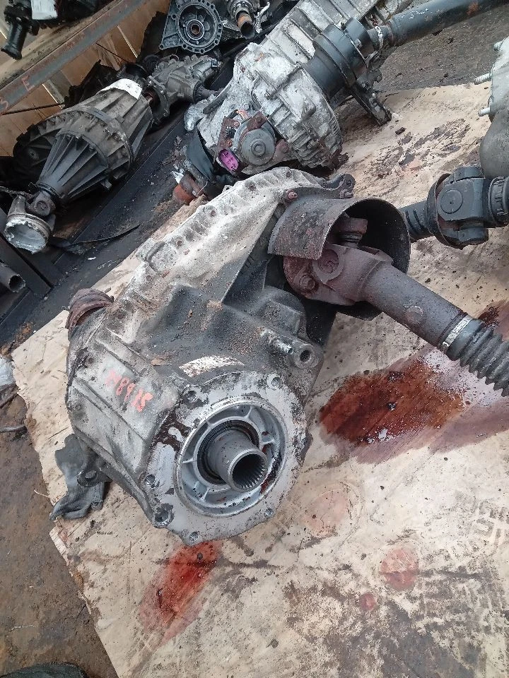 FORD F150 PICKUP 99-00-01-02-03-04 TRANSFERCASE MANUAL SHIFT XL34-7A195-AC  - Image 2 of 4