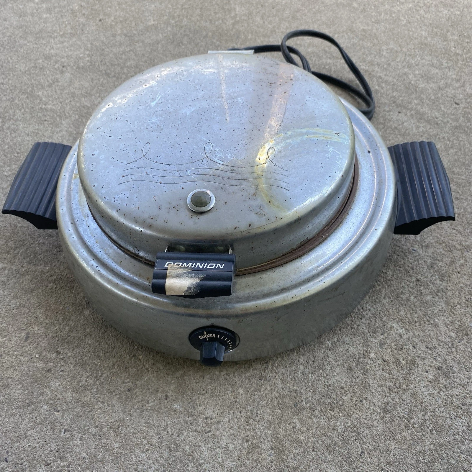 Vintage DOMINION Waffle Maker - Model 1316 - Chrome Tested With Cord