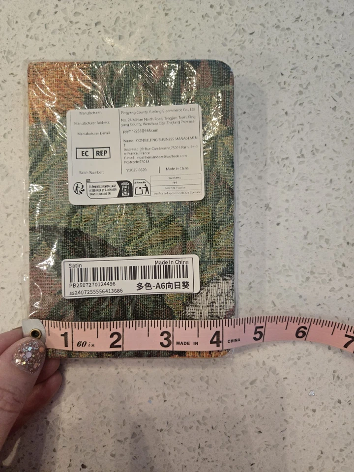 New Silk covered note book 4x6 inches. Green Foliage with White Daisies - Image 4 of 4