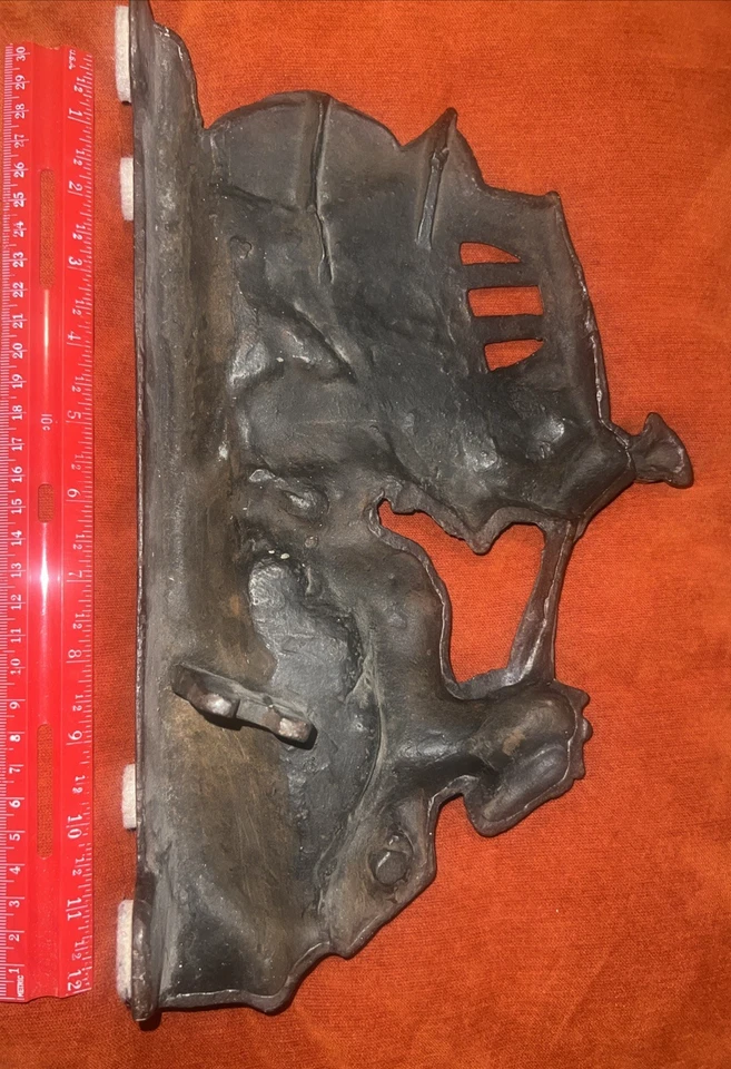 ANTIQUE CAST IRON 12”LONG DOORSTOP COACH HORSE WITH WINDOWS Nice - Image 3 of 4
