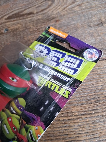 Pez Dispenser Teenage Mutant Ninja Turtles nuovo con scatola set da 2 - Foto 7 di 9