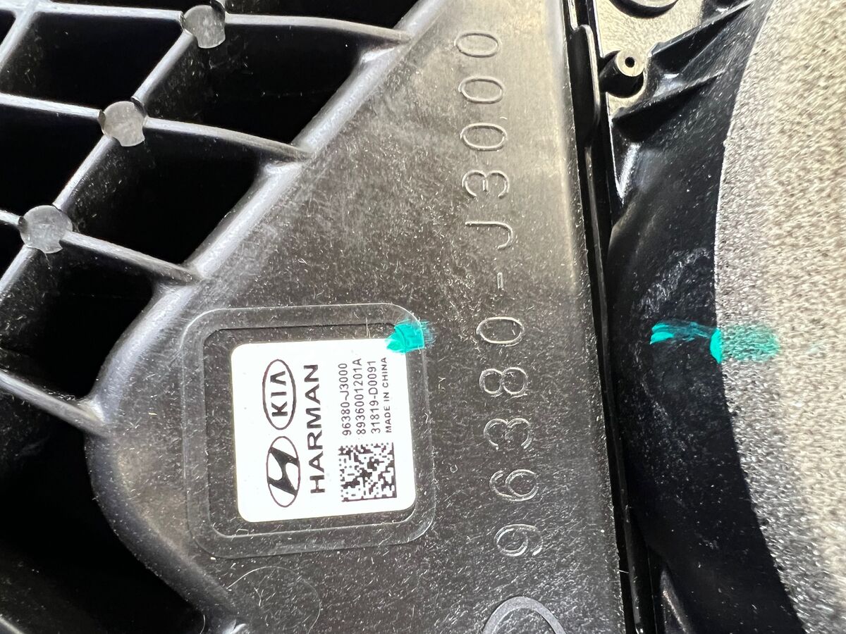 Hyundai Veloster N Subwoofer JS 19-22 OEM 96380-J3000 | eBay Hyundai Veloster N Subwoofer JS 19-22 OEM 96380-J3000 | eBay