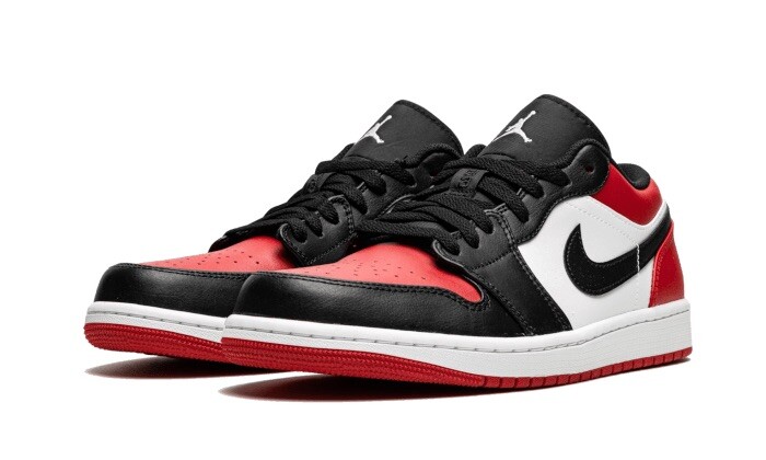 靴 Nike Air Jordan 1 Low \"Bred Toe\" Air Jordan 1 Low Bred Toe - YouTube
