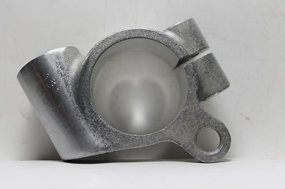 1989 ZX750 KAWASAKI (KB9) NOS OEM 99996-1142 HANDLEBAR MOUNT CLAMP