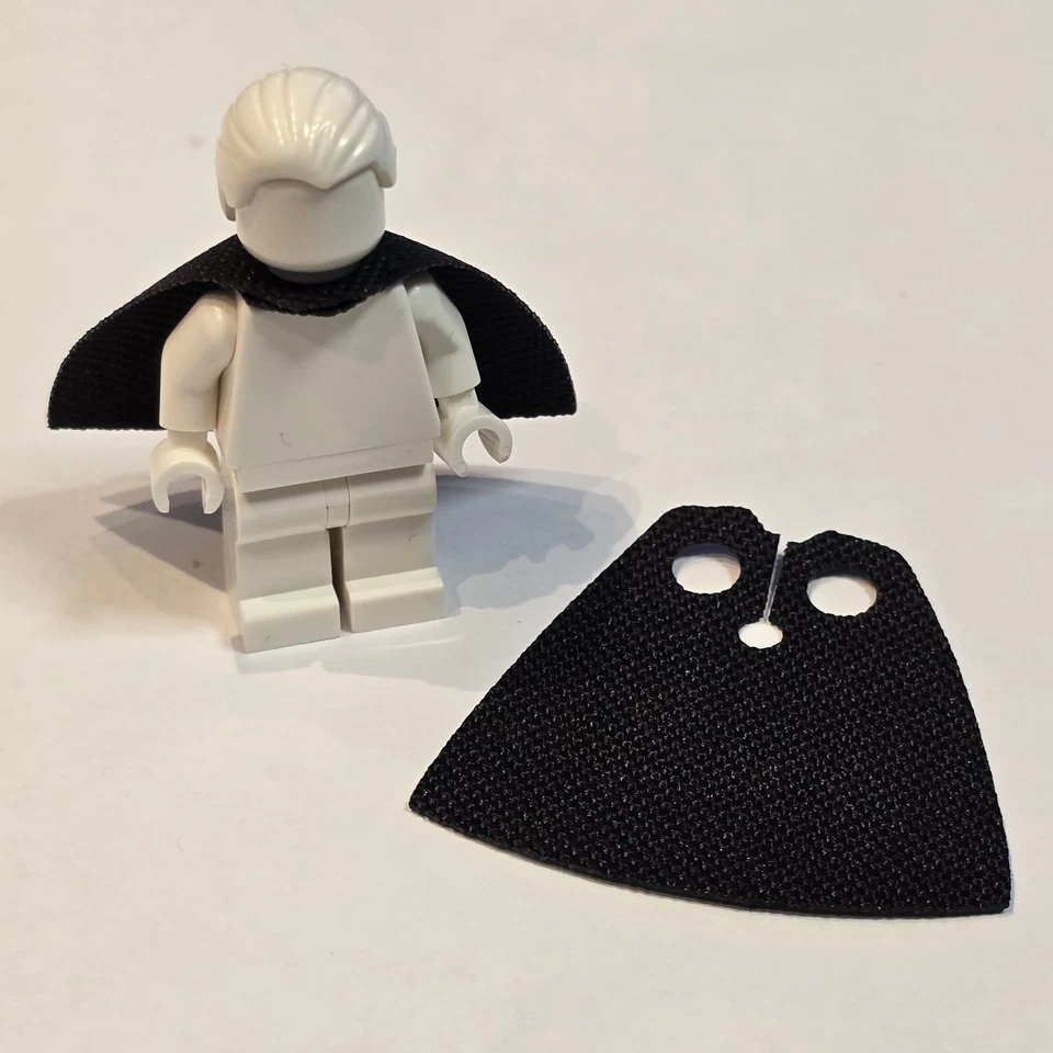 5x Cape / Cloak Standard *Black* Compatible for Minifigures - Image 2 of 4