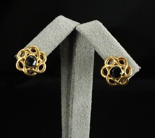 .375 9CT YELLOW GOLD Black ONYX Entwined Flower Stud Earrings 12mm 1.58g CB5
