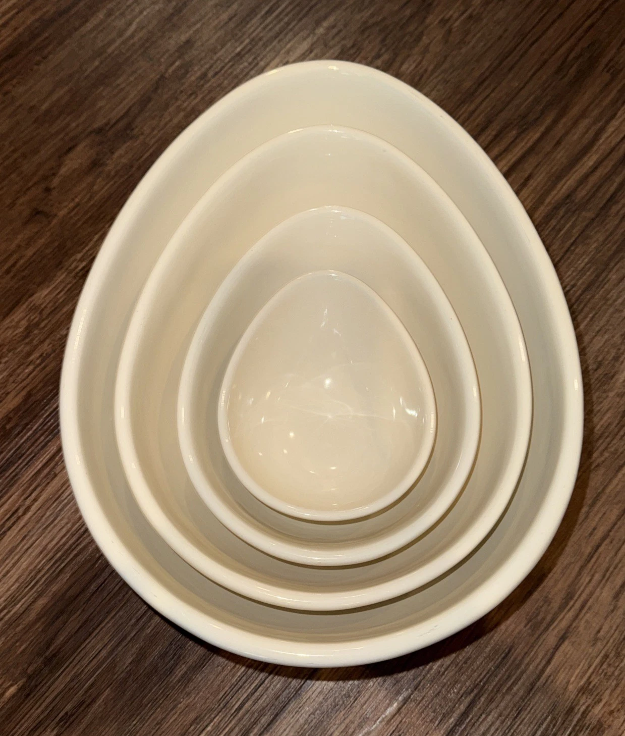 Nigella Lawson 4-Piece Nesting Bowls Egg/Teardrop Shape Color: White With Soul