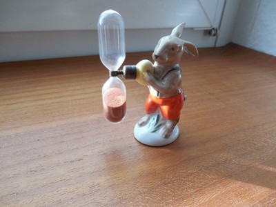 Art Deco Eieruhr Sanduhr Hase Osterhase Figur Porzellan Nr. 8495 um 1930 (B)