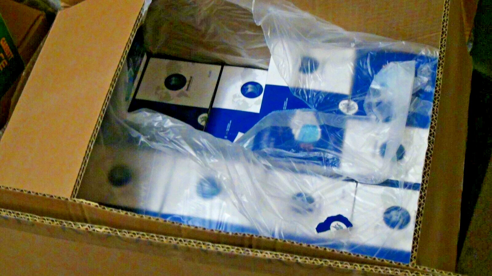 2000 Pcs 40 Sealed Boxes 3 Ply Medical Ear-Loop Face Masks ASTM L-1 Blue BFE 98%