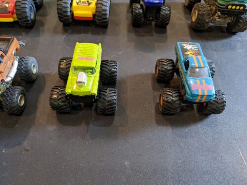 Lot of 19 Monster Trucks Die Cast Models Hot Wheels Soma Funline Die Cast Models - Picture 3 of 9
