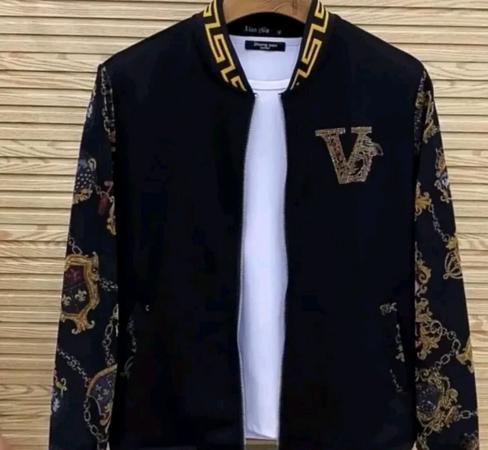 Nuevo Conjunto de Moda de Estrás de Lujo para Hombres Sudadera con Capucha y Pantalones Traje de Alta Calidad Foto 4 de 4