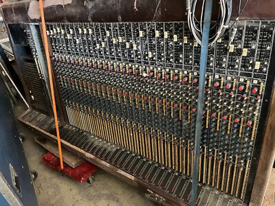 HARRISON 3232 SERIES A ANALOG STUDIO RECORDING CONSOLE