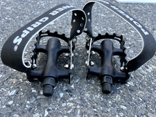 Sangle de pédale de vélo réglable en plastique noir - DIOCHE
