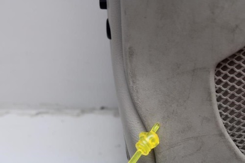 2017-2023 Chrysler Pacifica Front Right Seat Upper Cushion 68233090AC OEM *ReaD* - Picture 15 of 24