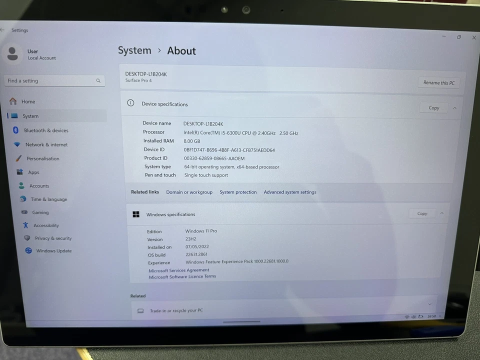 Microsoft Surface Pro 4 12" i5-6300 8GB RAM 256B SSD Windows 11 Pro LCD Blemish - Image 2 of 4