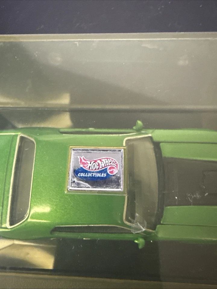 De colección 1999 Hotwheels 71' Plymouth GTX verde en estuche coleccionable Foto 3 de 4