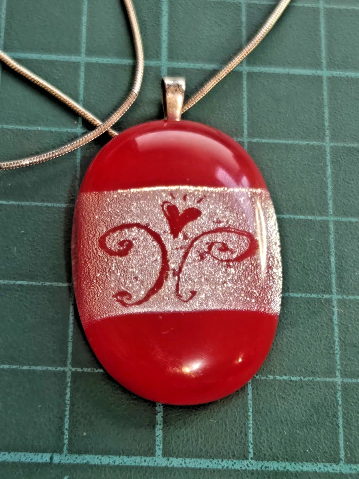 Vintage Stamped 925 Sterling Silver Italy Red Glass Oval Shape Pendant Necklace Foto 2 de 4