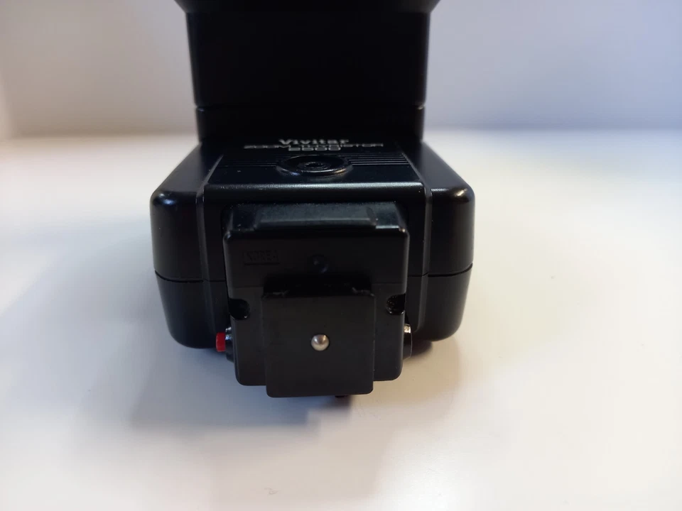 Vivitar 2500 Elektronenblitz Zoom Thyristor, Mittenkontakt  - Bild 2 von 4