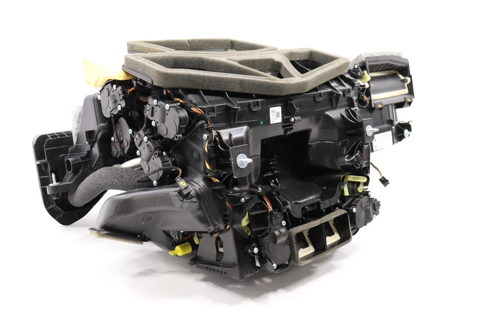 2016 - 2022 BMW 750I G12 HVAC A/C HEATER HOUSING BOX CASE OEM 64116992518 - Image 4 of 4