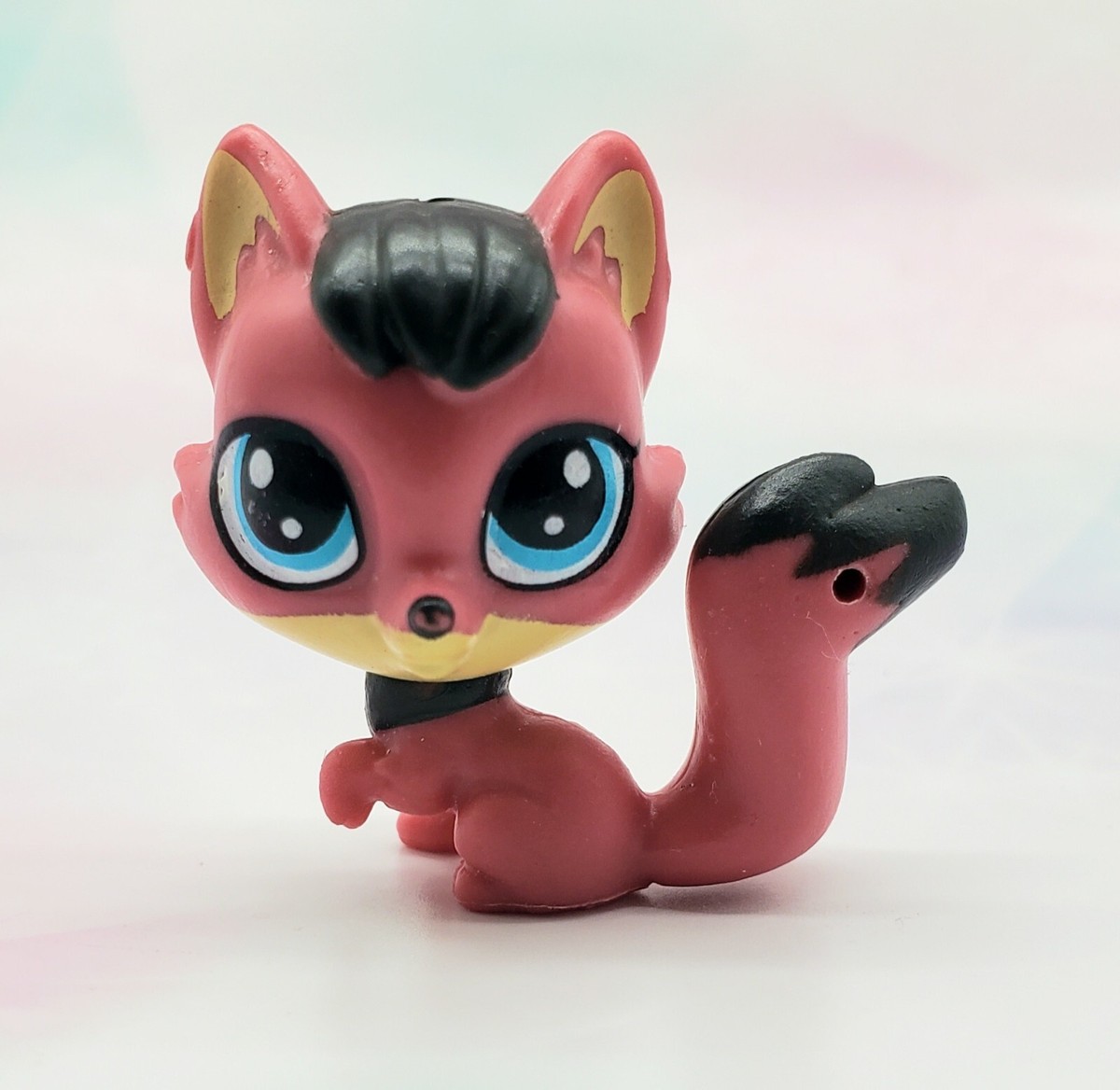 Littlest Pet Shop Authentic # 4145 Breena Bowerman Orange Black