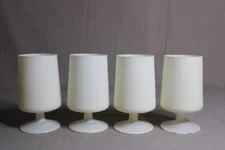 4 Off White Footed 10 Oz GLASSES 