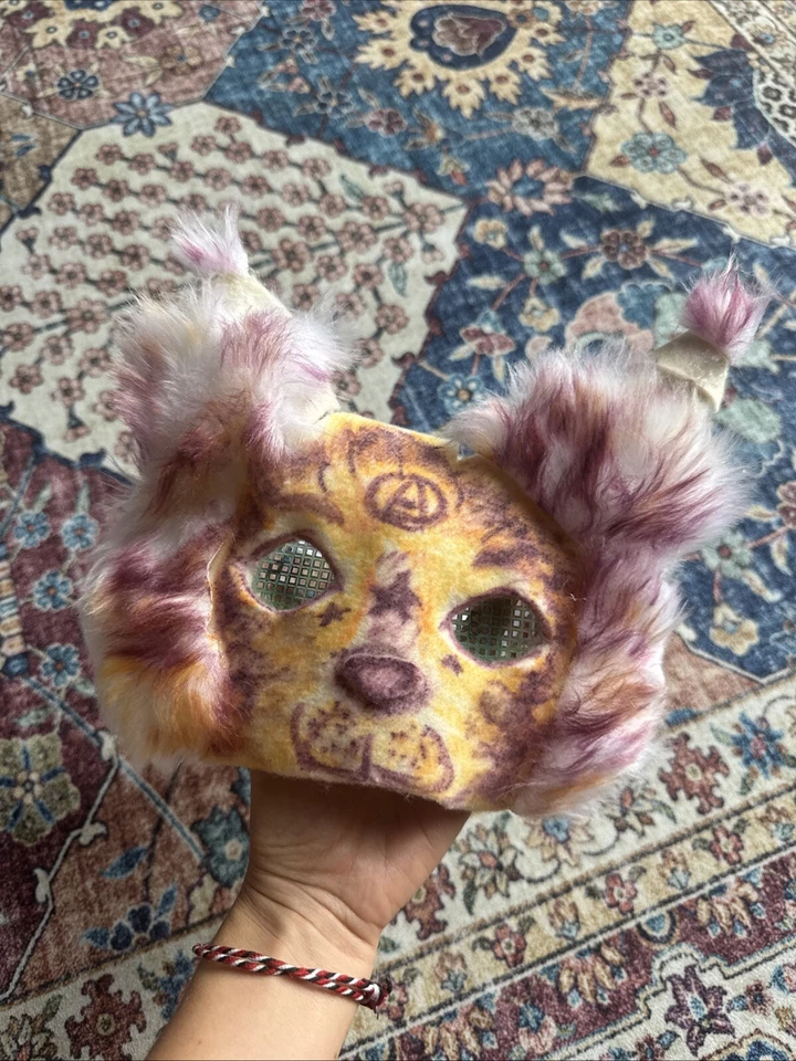 Máscara de jengibre gato, Therain Foto 4 de 4