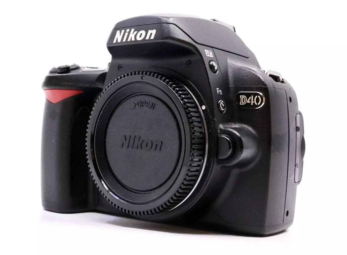 Nikon D40 6.1MP Digital SLR Camera Black (Body only) 915436789620 