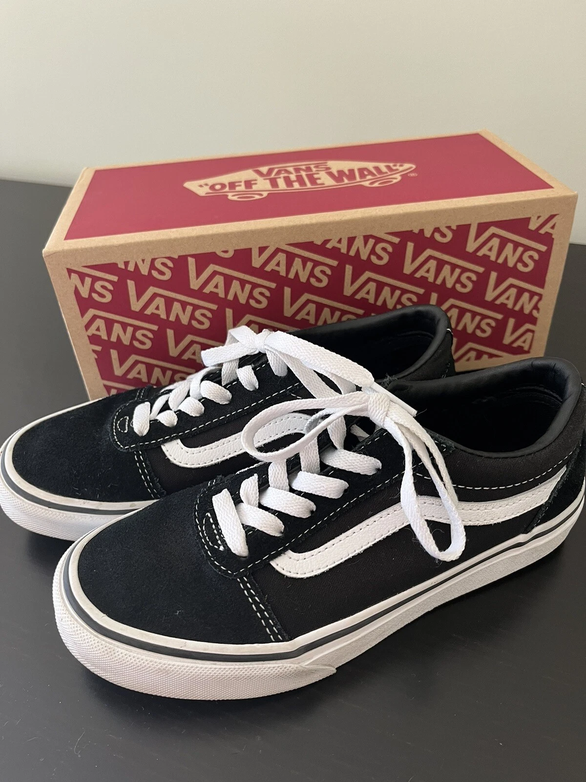 Sneakers Vans Youth Ward scamosciate tela nere bianche taglia 3 leggermente indossate