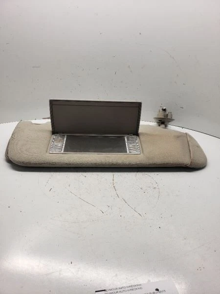 Parasol de pasajero iluminado para 04-05 AVALANCHE 1500 1076841 Foto 2 de 4