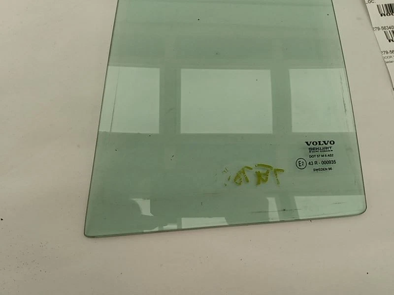 VOLVO 960 SEDAN Passenger Right Rear Door Vent Window Glass Fits 1995 1996 1997 - Image 2 of 4