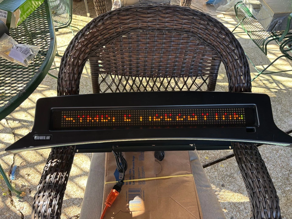 ROWE MODEL G STARLIGHT BETA-BRITE COLOR SCROLLING LED LIGHT BAR NEW - Image 4 of 4