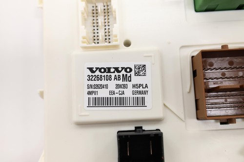 2019 - 2021 VOLVO XC40 BODY COMPUTER CONTROL MODULE UNIT OEM 32268108 - Picture 14 of 16