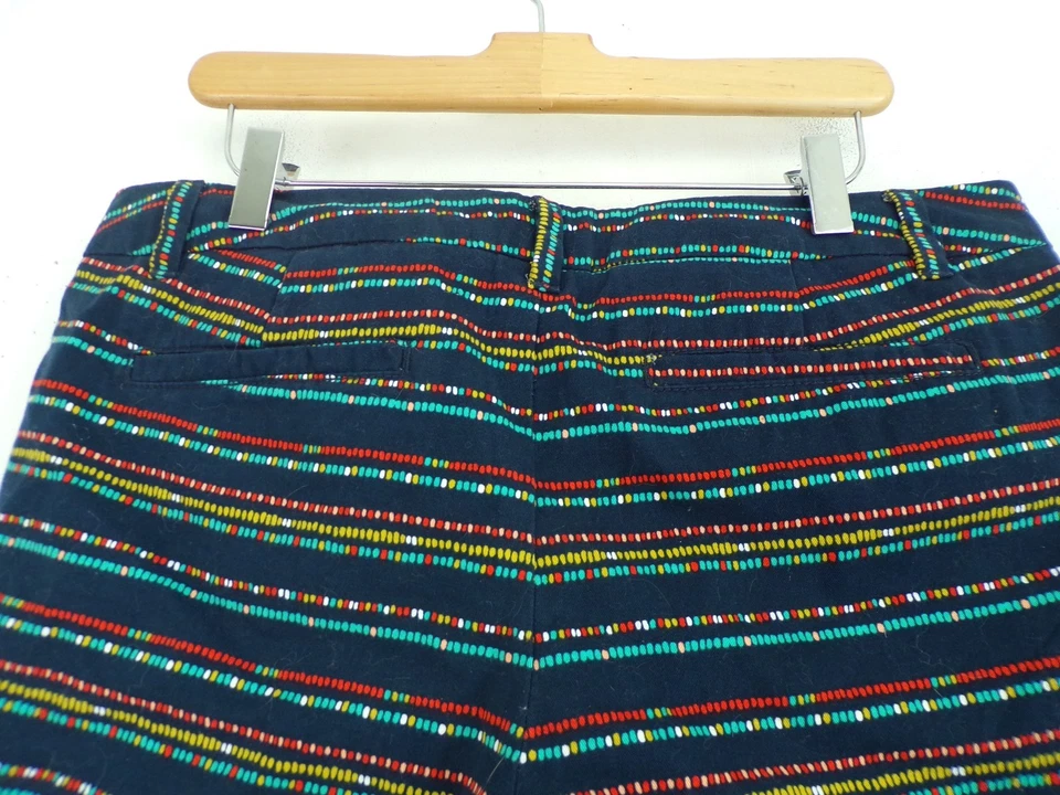 Shorts de verão feminino MERONA azul marinho azul-petróleo vermelho e amarelo estampado geométrico tamanho 10 - Imagem 4 de 4