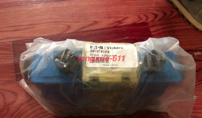 VICKERS DG5V-7-2C-T-M-U-H7-30 Brand New Via FedEx or DHL