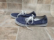 Vans Off The Wall Low Top Skate Shoes Navy Blue Men's Size 6 Women's Size 7.5