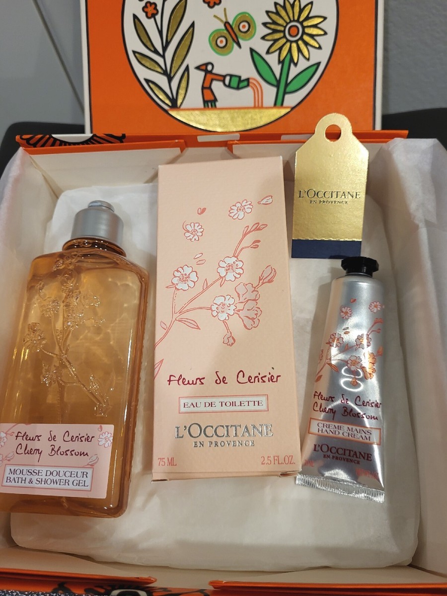 新品⭐︎L'Occitane Fleurs de Cerisier セット L'Occitane En Provence FLEURS DE CERISIER 3 Piece Gift Set