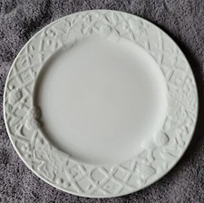 International Tableworks Arbor China Dinner Plate White  with strawberry pattern