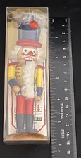 Vintage Nutcracker Nice Fellows of King's Court Volkskunst Kronprinz 3
