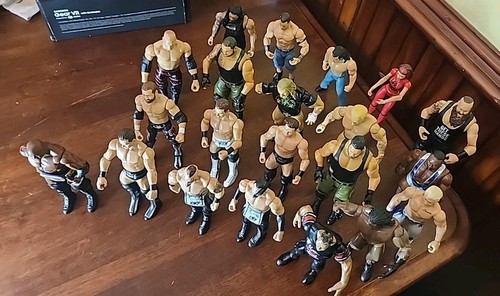 LOT Of 21 Mattel WWE WWF Poseable 7" Action Wrestling Figures 1999-2017 - Afbeelding 1 van 14