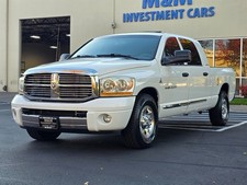 2006 Dodge Ram 2500 MEGA CAB / 5.9L DIESEL / SUN ROOF / DVD / SUN ROOF