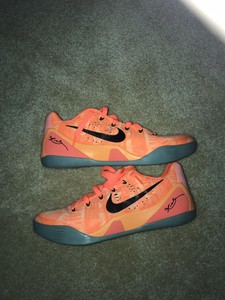 kobe 9 low peach mango