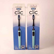 Oral-B Clic Manual Toothbrush with Handle  Replacement Brush Head NEW LOT OF 2