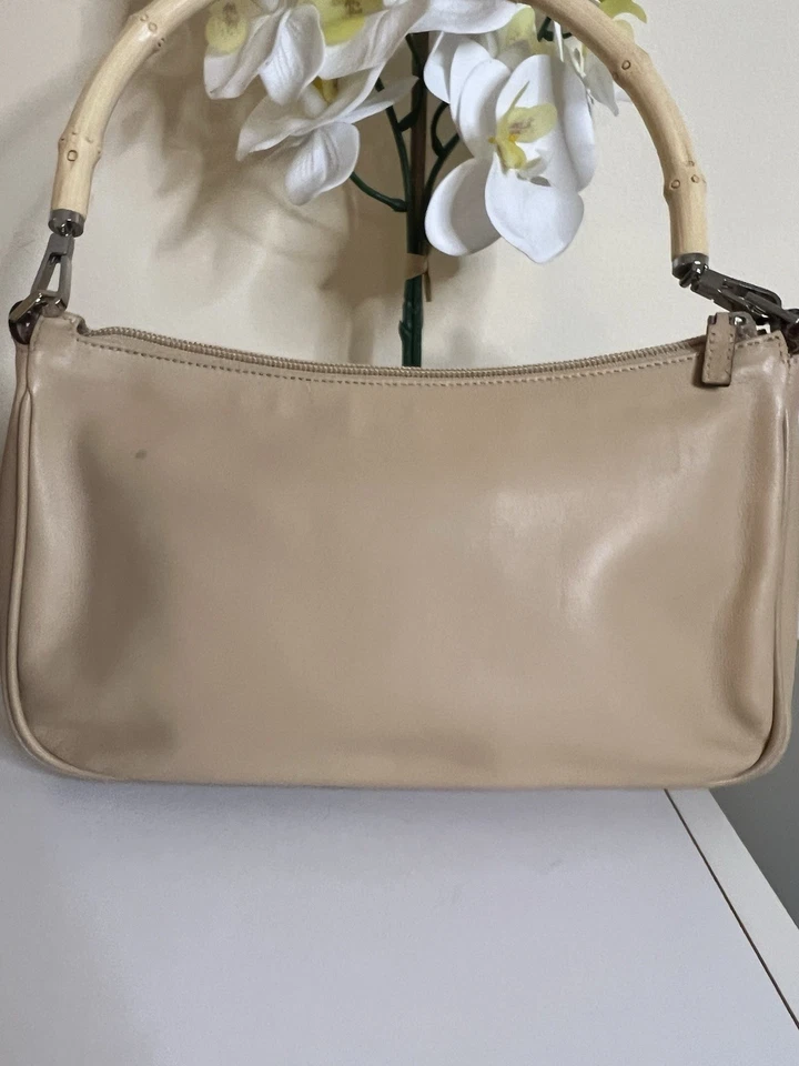 Bolso de hombro vintage Gucci de bambú de cuero baguette beige ¡¡EXCELENTE ESTADO USADO!! Marcas menores Foto 4 de 4