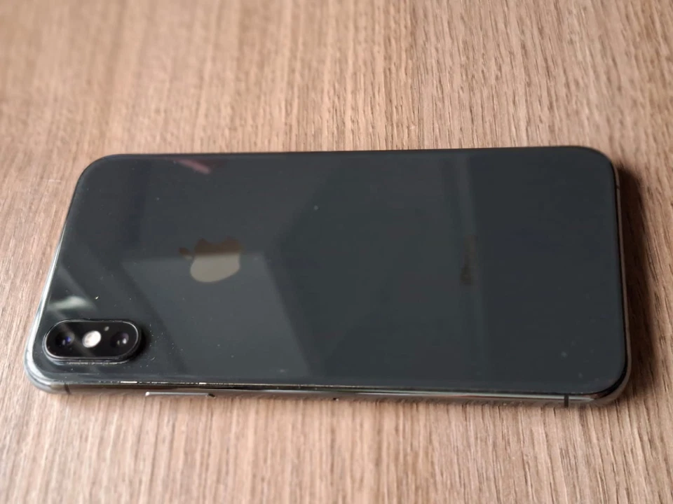 IPhone XS 64GB Space Grey sehr guter Zustand - Bild 2 von 4