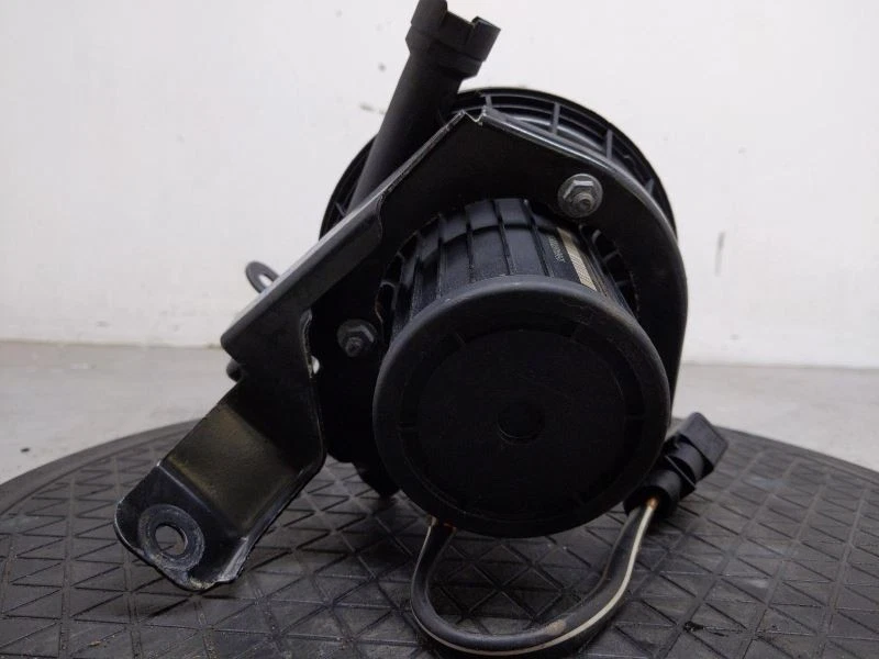 Air Injection Pump 3.0L Gasoline Fits 14-18 AUDI A6 740382 - Image 4 of 4