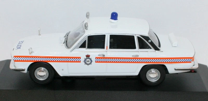Vanguards 1/43 Scale VA08211 Triumph 2.5pi Cleveland Constabulary Traffic Car - Image 2 of 2